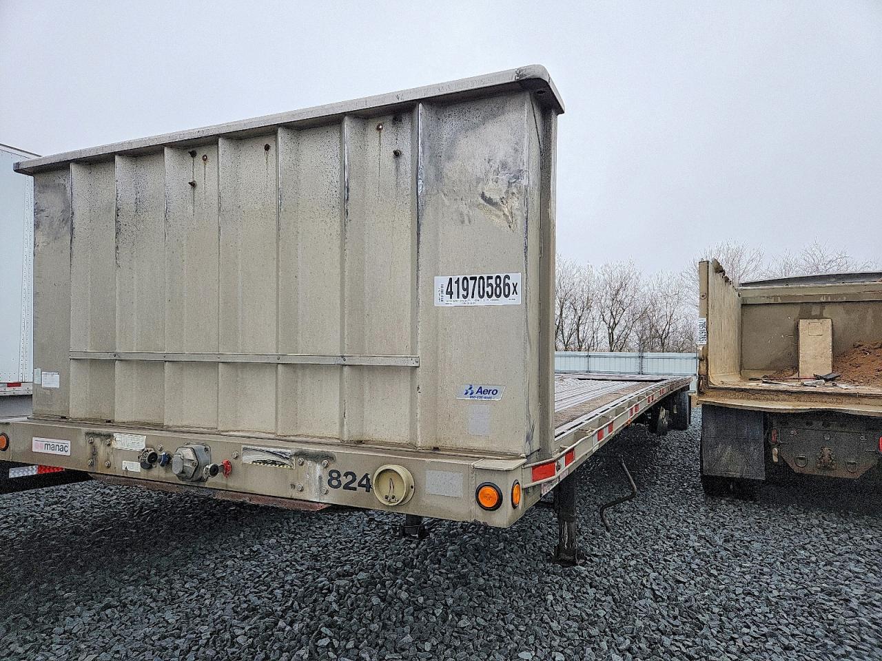 2004 Manac 16248801 Flatbed Trailer