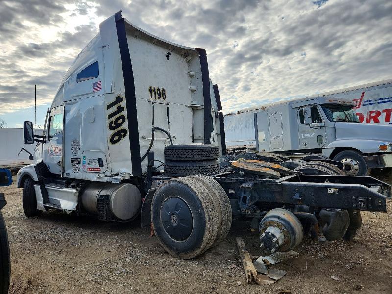 2024 Kenworth T680 Semi Truck