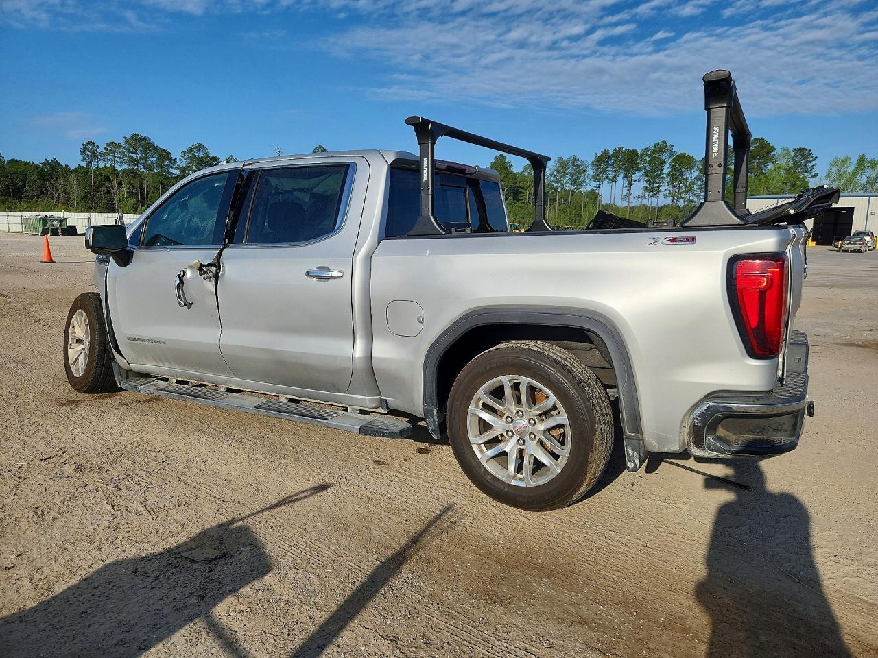 2020 GMC Sierra K1500 SLT