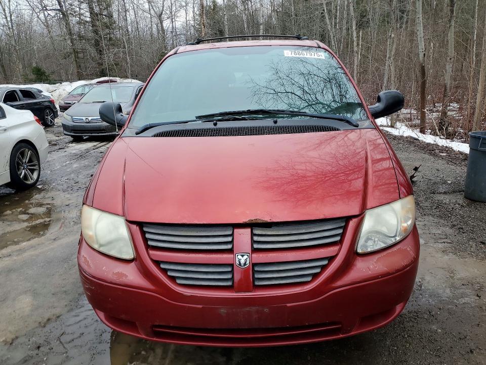 2005 Dodge Grand Caravan se