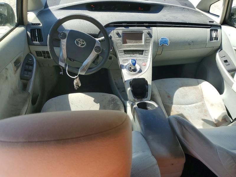 2013 Toyota Prius two