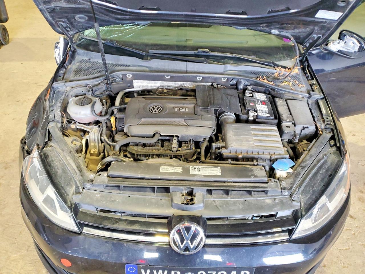 2017 Volkswagen Golf s