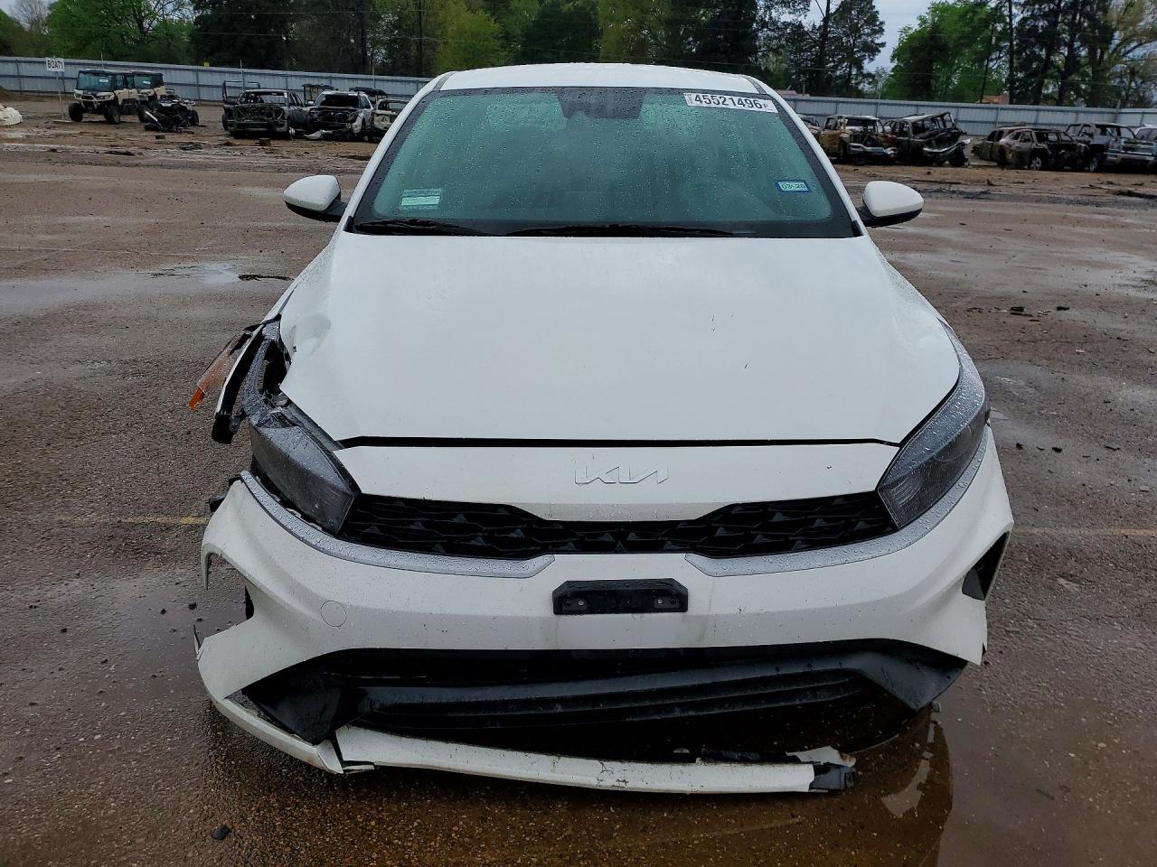 2024 KIA Forte lx