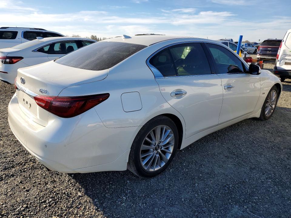 2021 Infiniti Q50 Luxe