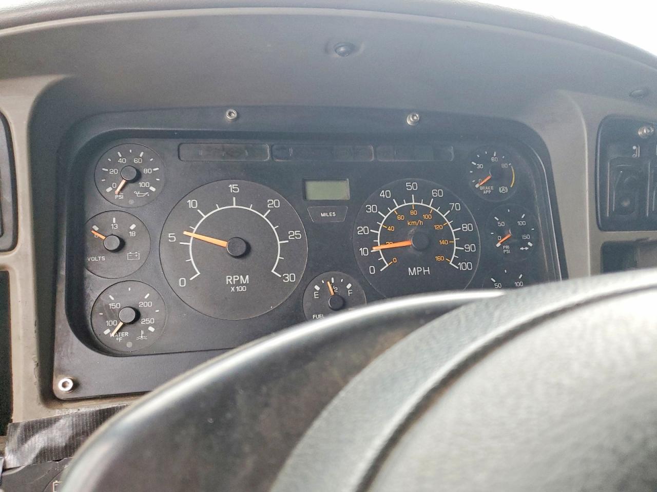 2005 Kenworth Construction T2000