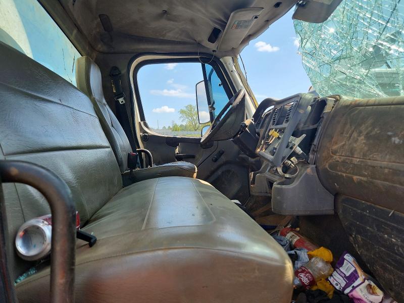 2008 Freightliner Business Class M2 Septic Truck