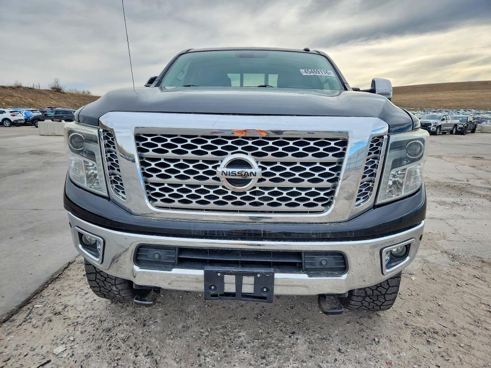 2016 Nissan Titan XD SL