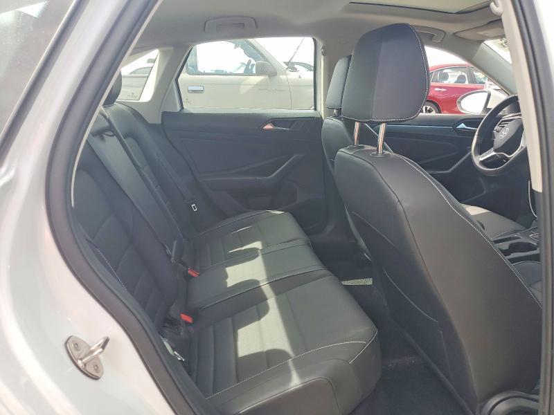 2024 Volkswagen Jetta se