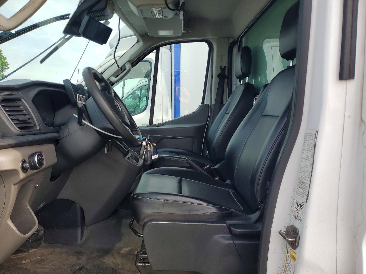 2020 Ford Transit Delivery Truck