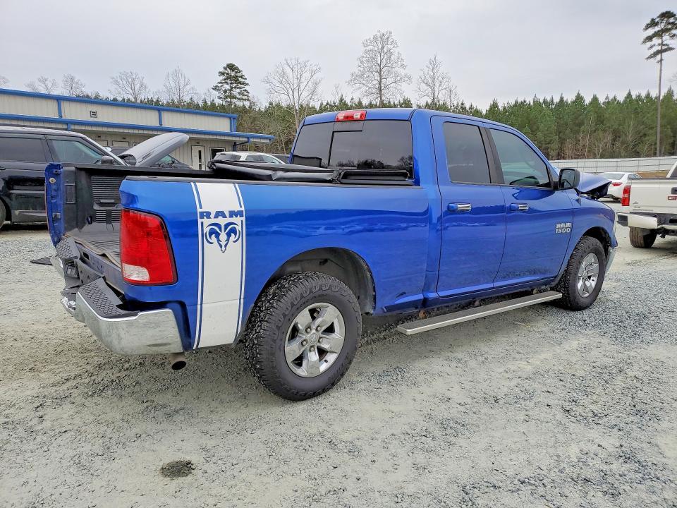 2015 Dodge RAM 1500 SLT
