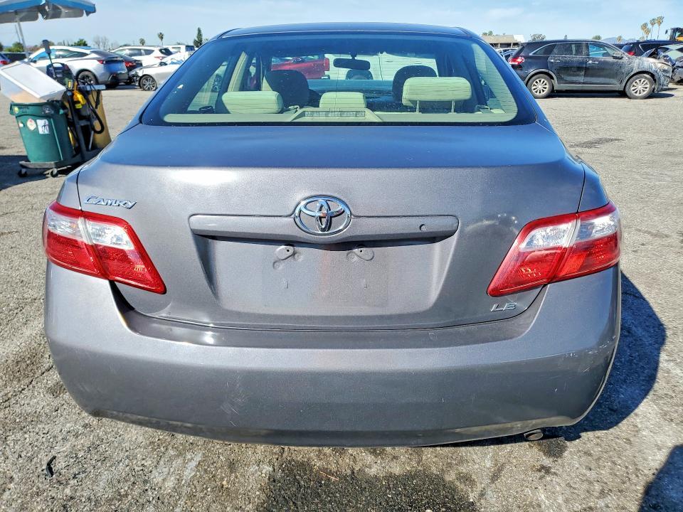 2007 Toyota Camry le
