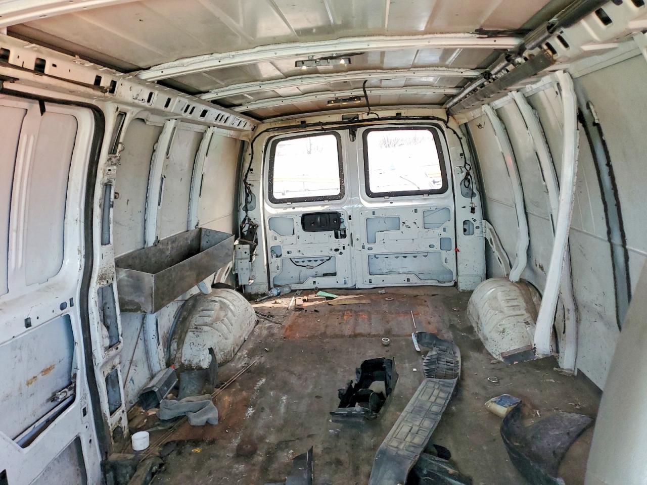 2018 Chevrolet Express G2500