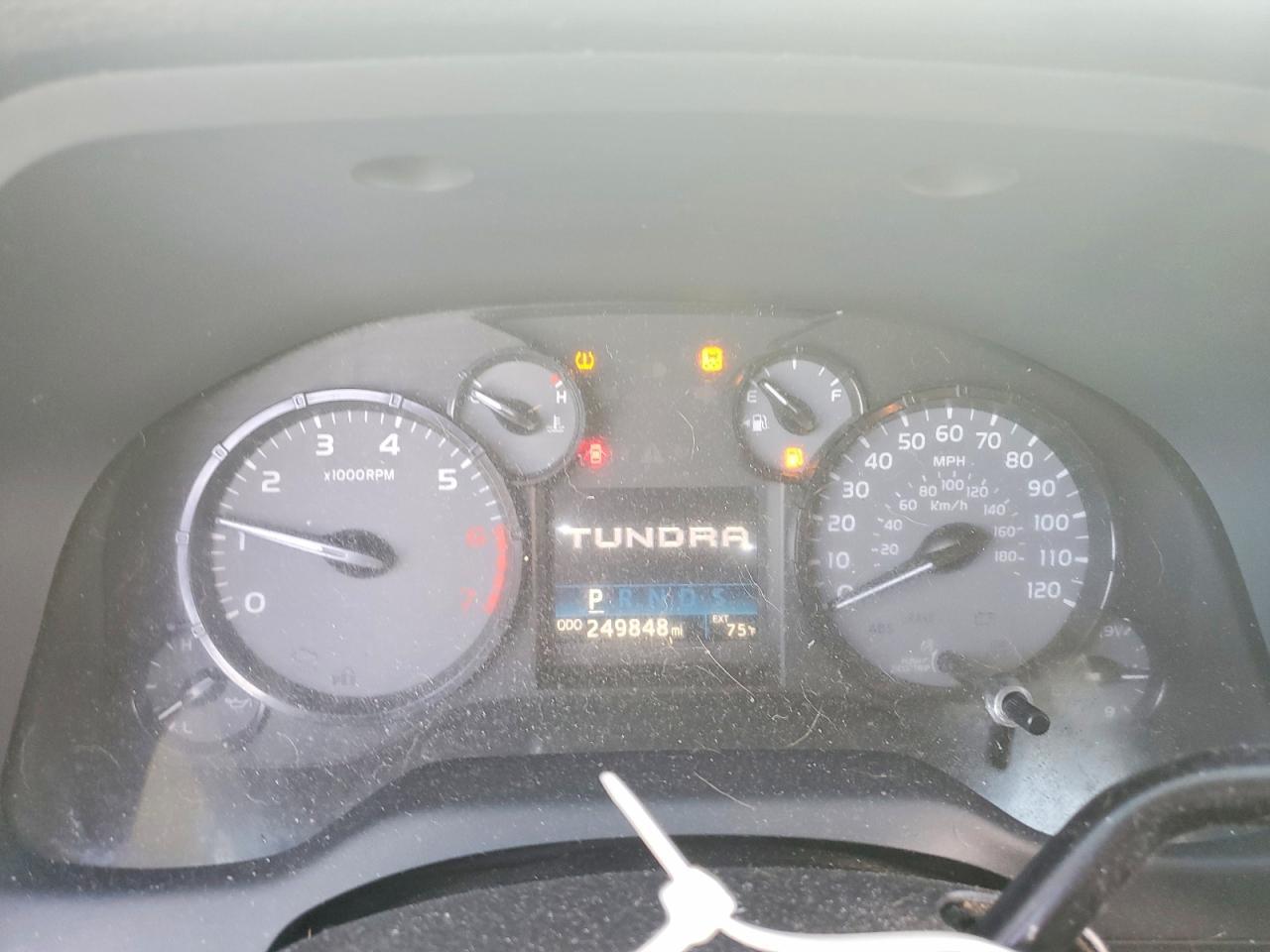 2015 Toyota Tundra SR
