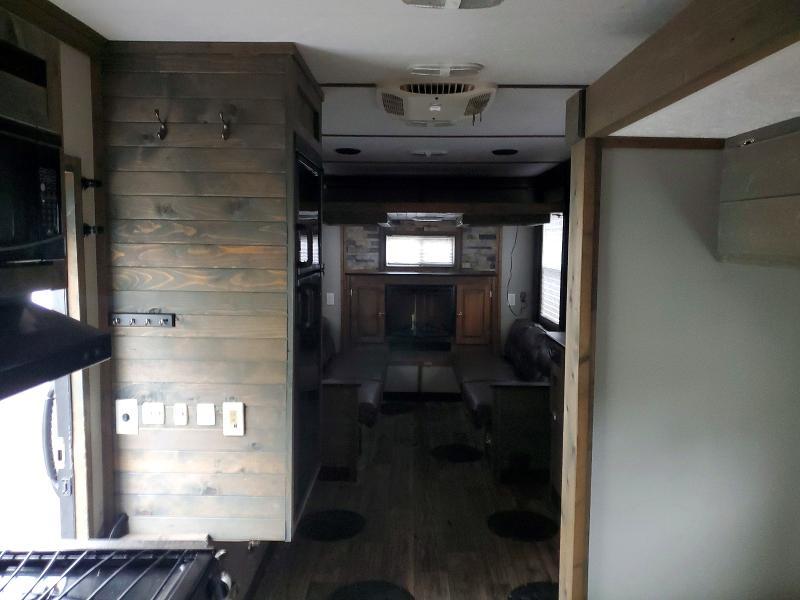 2018 Ice Castle 8X24V 20TH Anniversa