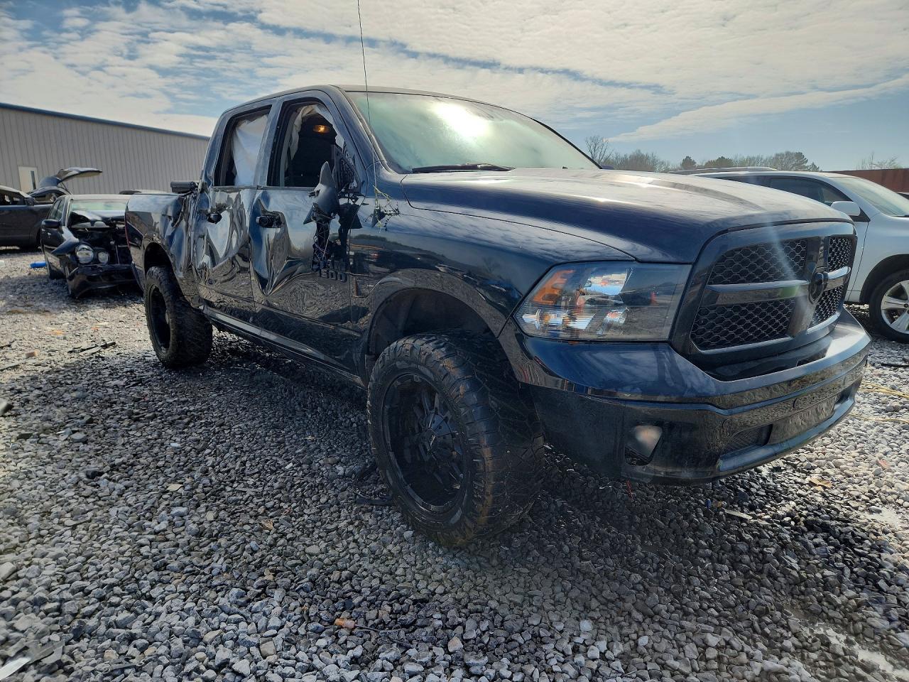 2018 Dodge RAM 1500 SLT