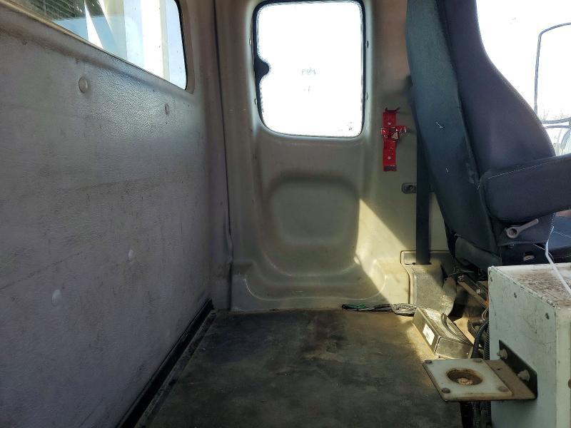 2012 Freightliner Business Class M2 Utility / Service Truck