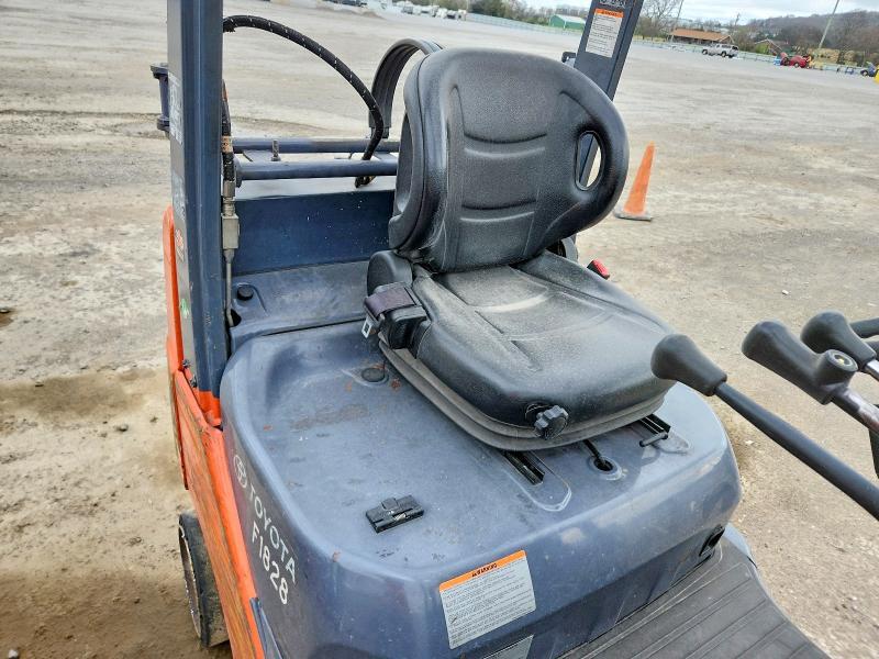 2016 Toyt Forklift