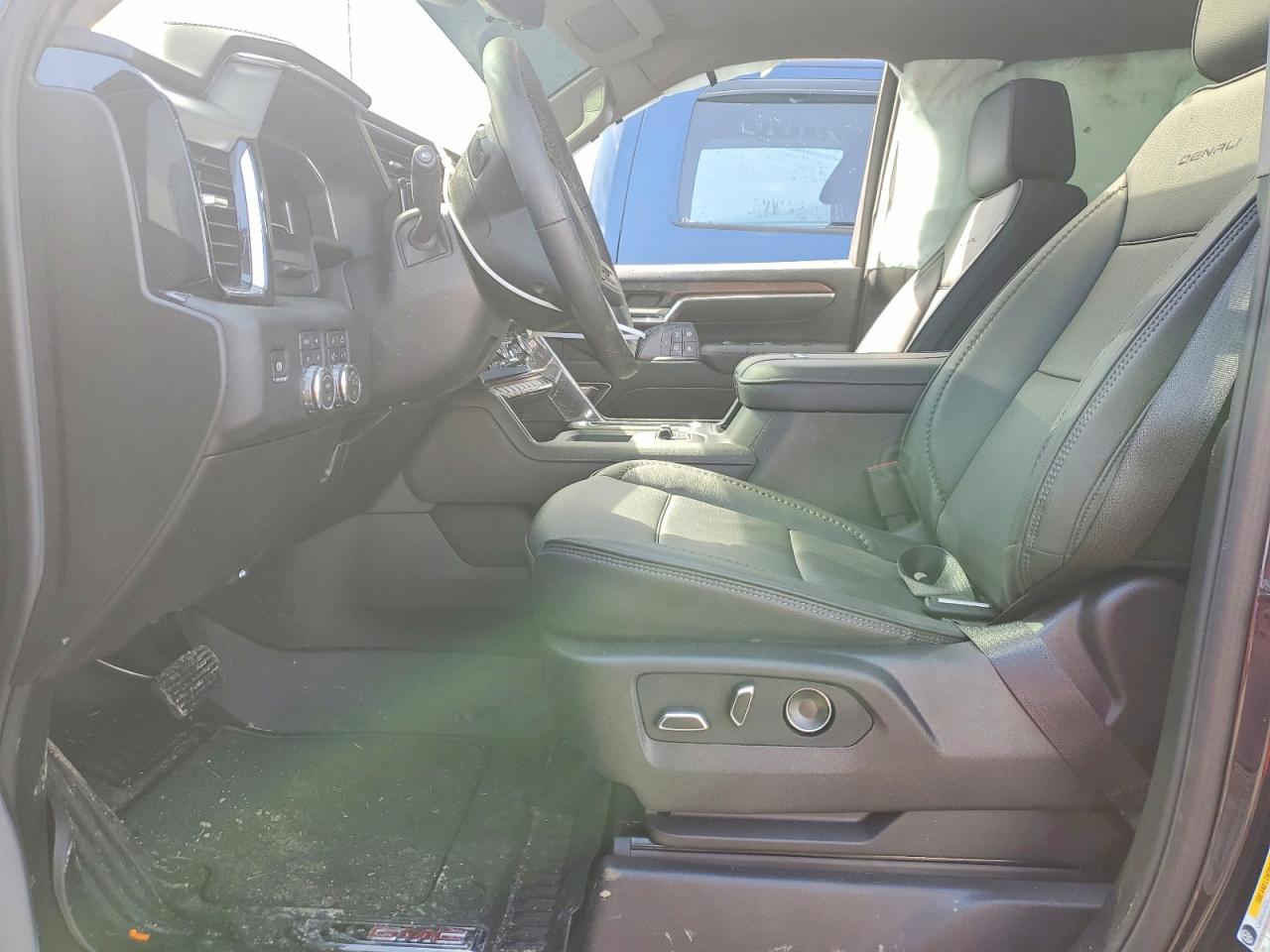 2025 GMC Sierra K2500 Denali