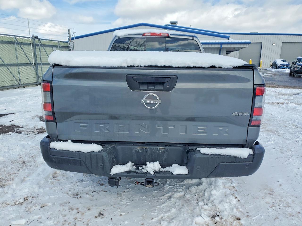 2025 Nissan Frontier S