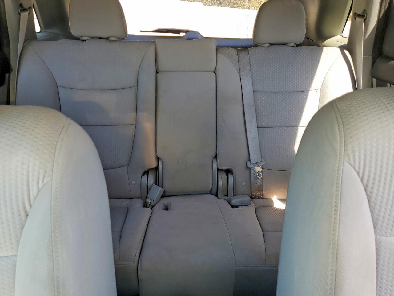 2011 KIA Sorento lx
