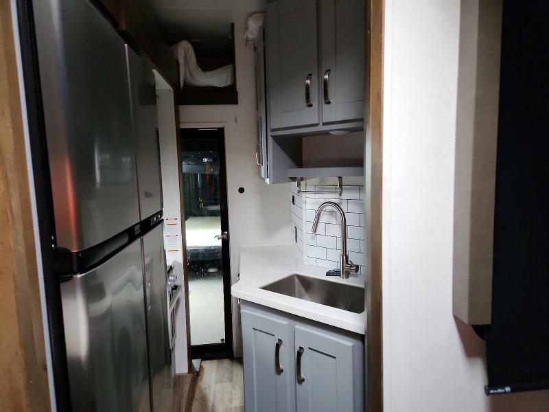 2019 Keystone Fuzion Camper