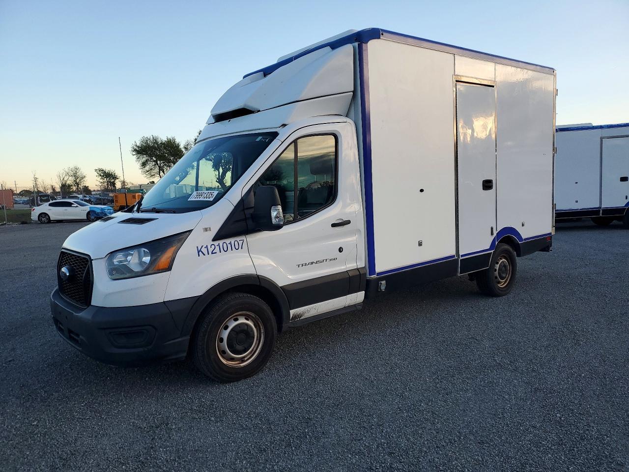 2021 Ford Transit Delivery Truck