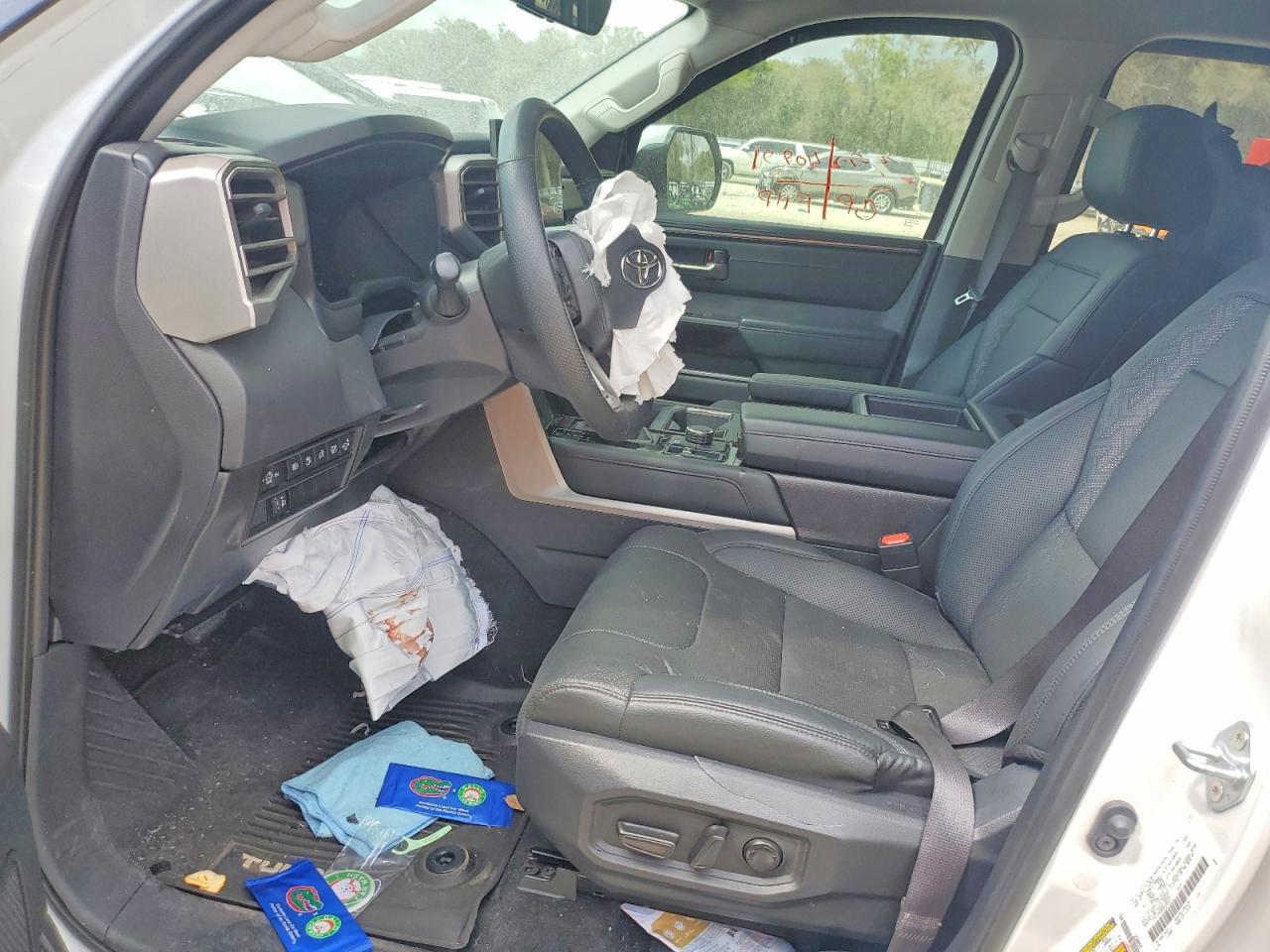 2024 Toyota Tundra Limited HV