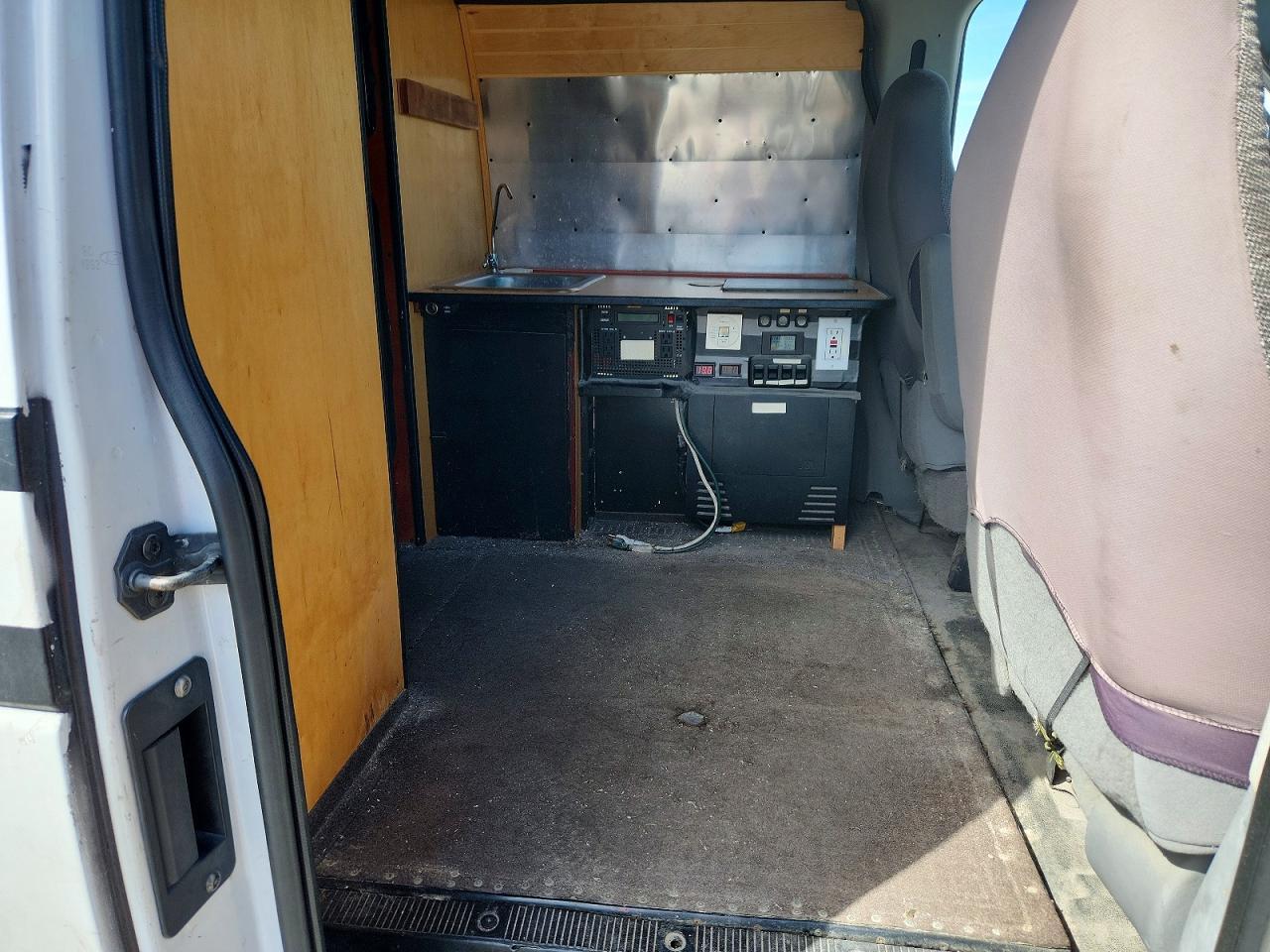 2008 Ford E350 Utility / Service Van