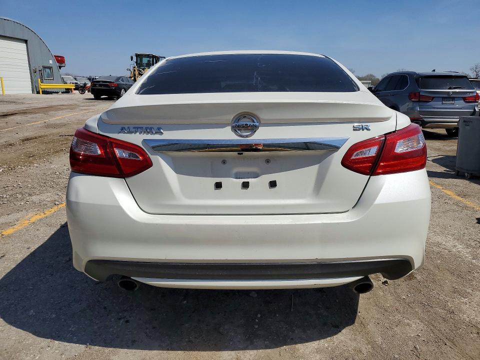 2016 Nissan Altima 2.5 sr