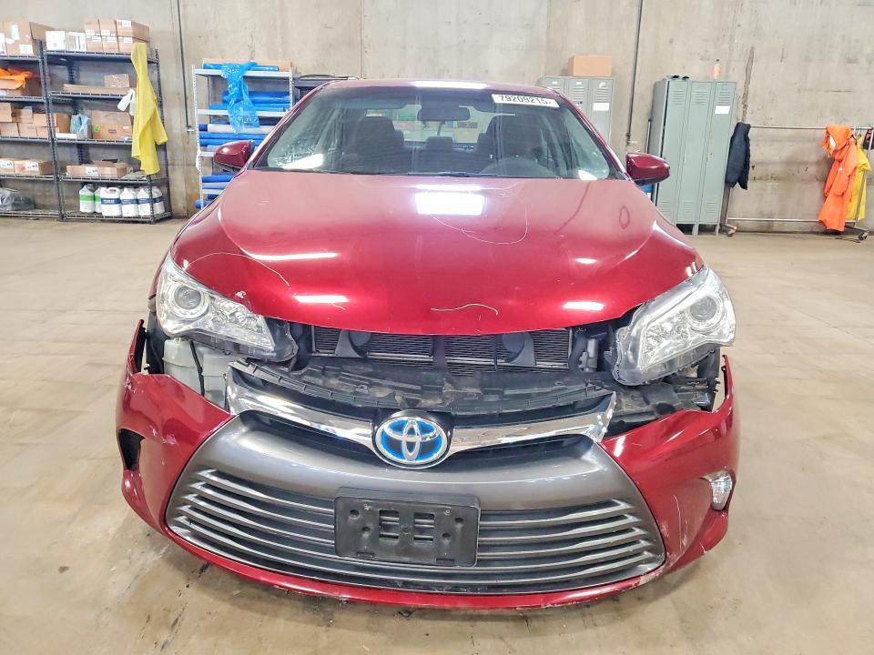 2015 Toyota Camry Hybrid le