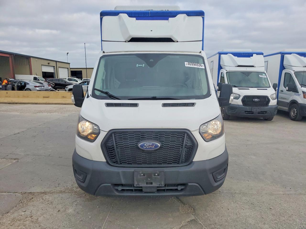 2022 Ford Transit Delivery Truck