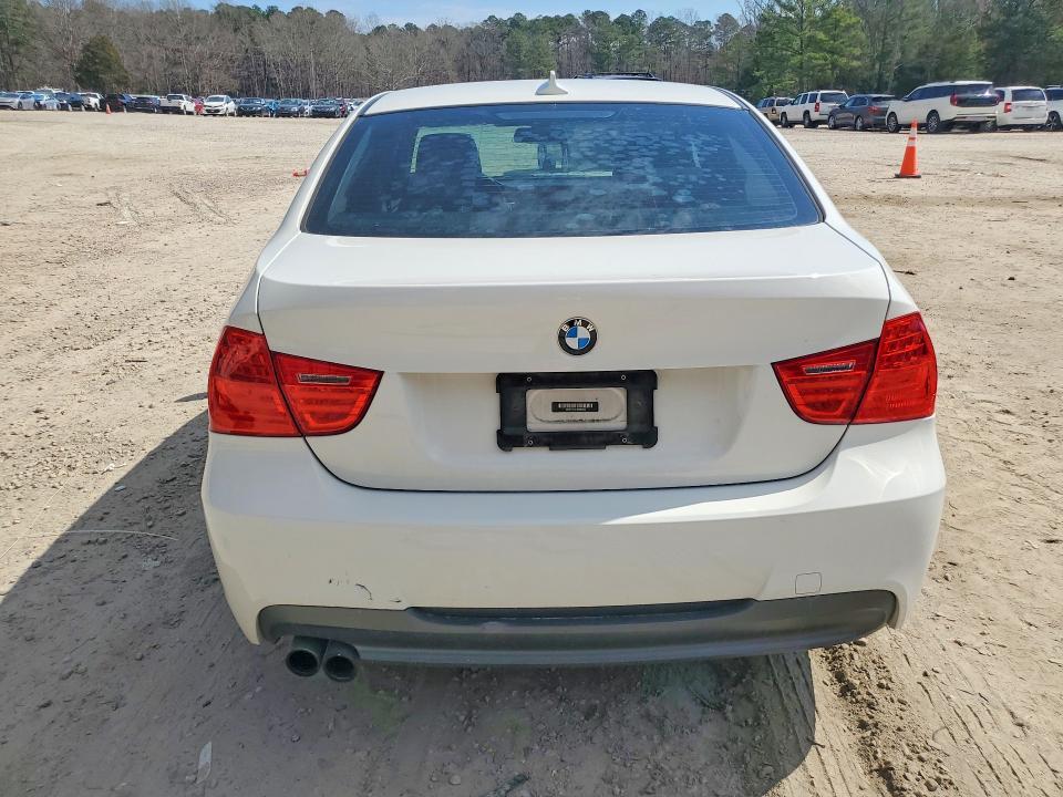 2011 BMW 328 i