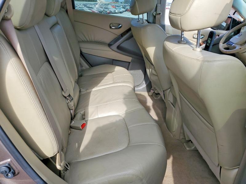 2010 Nissan Murano s