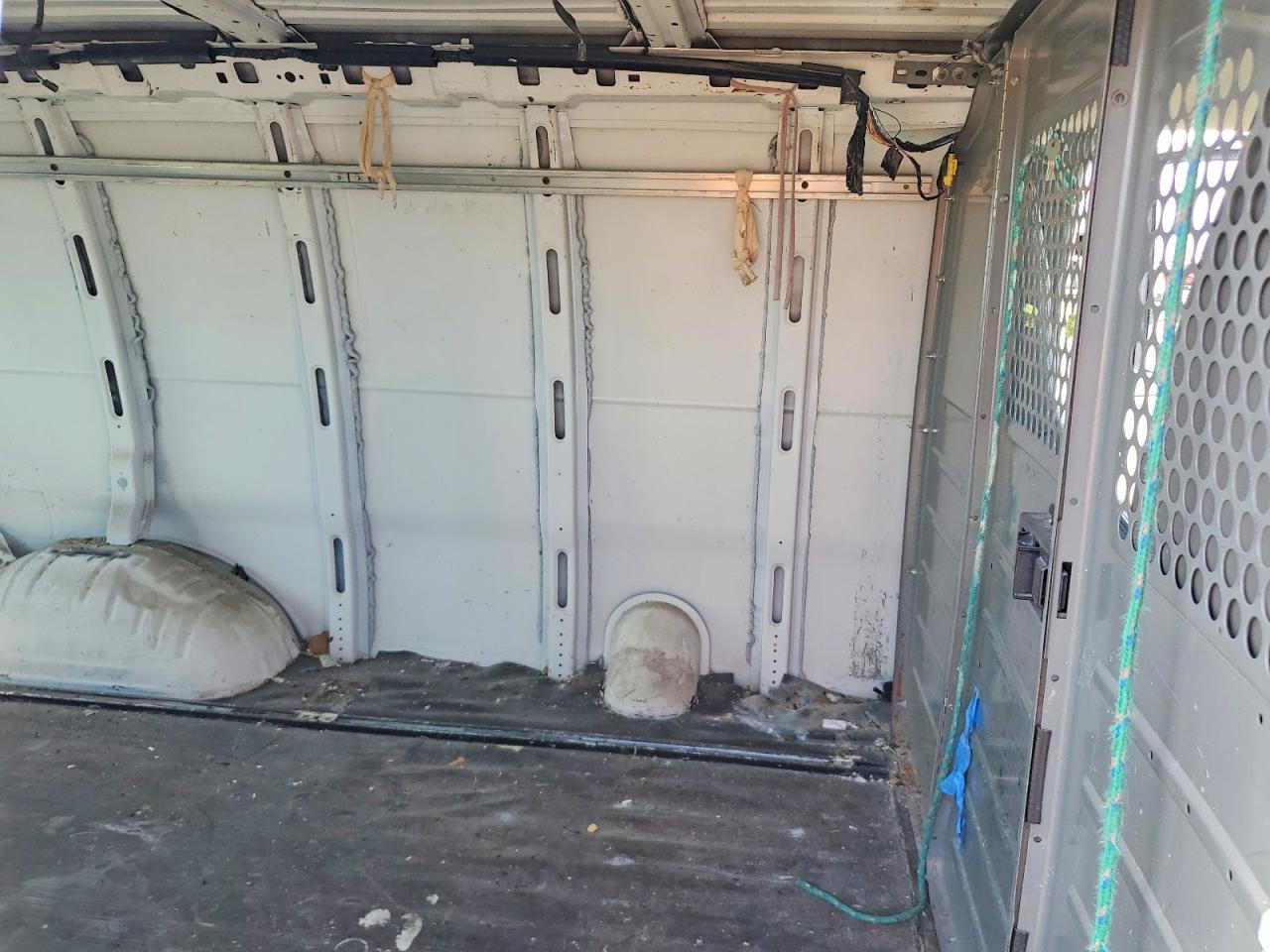 2016 Chevrolet Express G2500