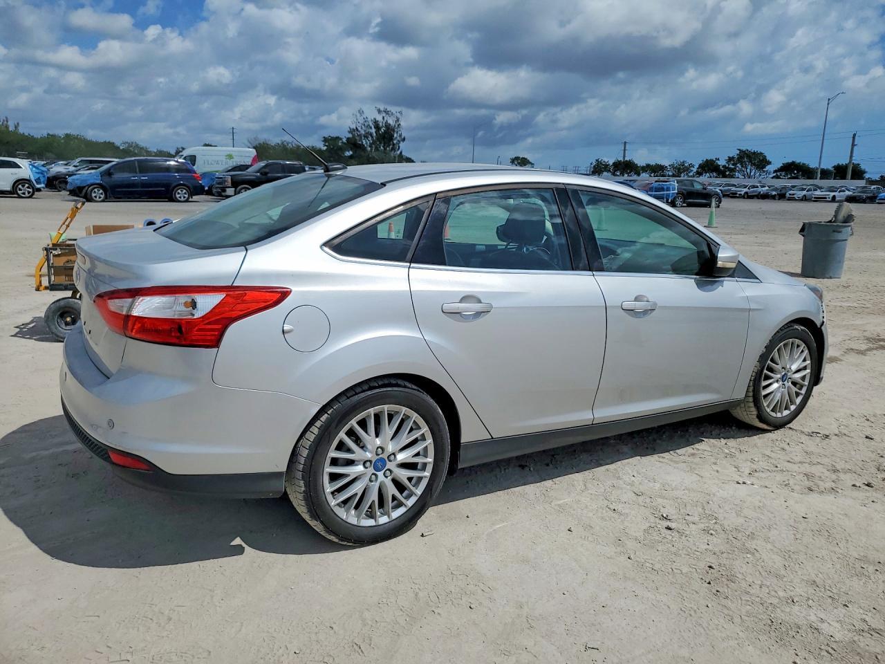 2012 Ford Focus sel