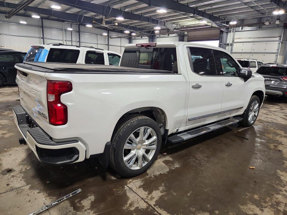 2022 Chevrolet Silverado K1500 High Country