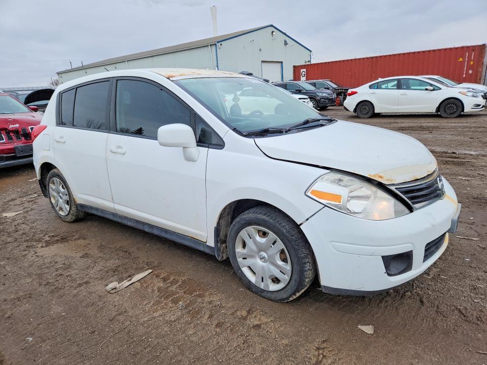 2010 Nissan Versa 1.8 s