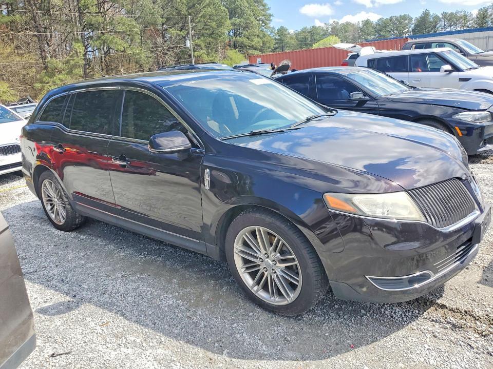 2014 Lincoln Townhouse MKT