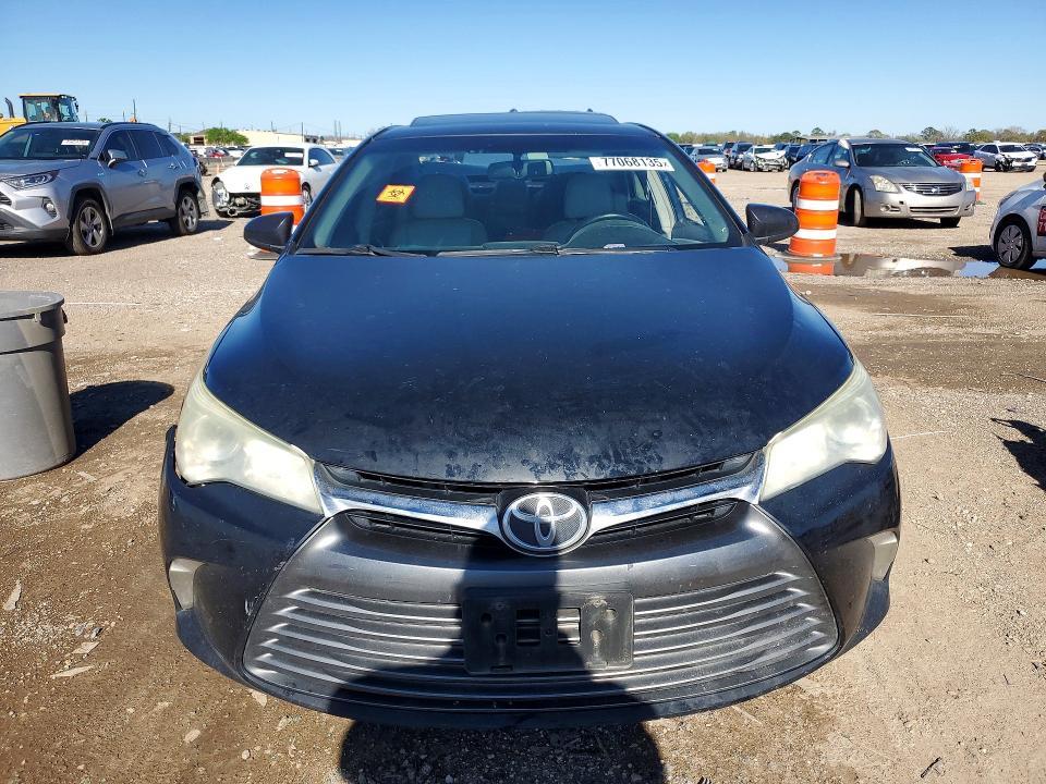 2015 Toyota Camry 4D 2WD