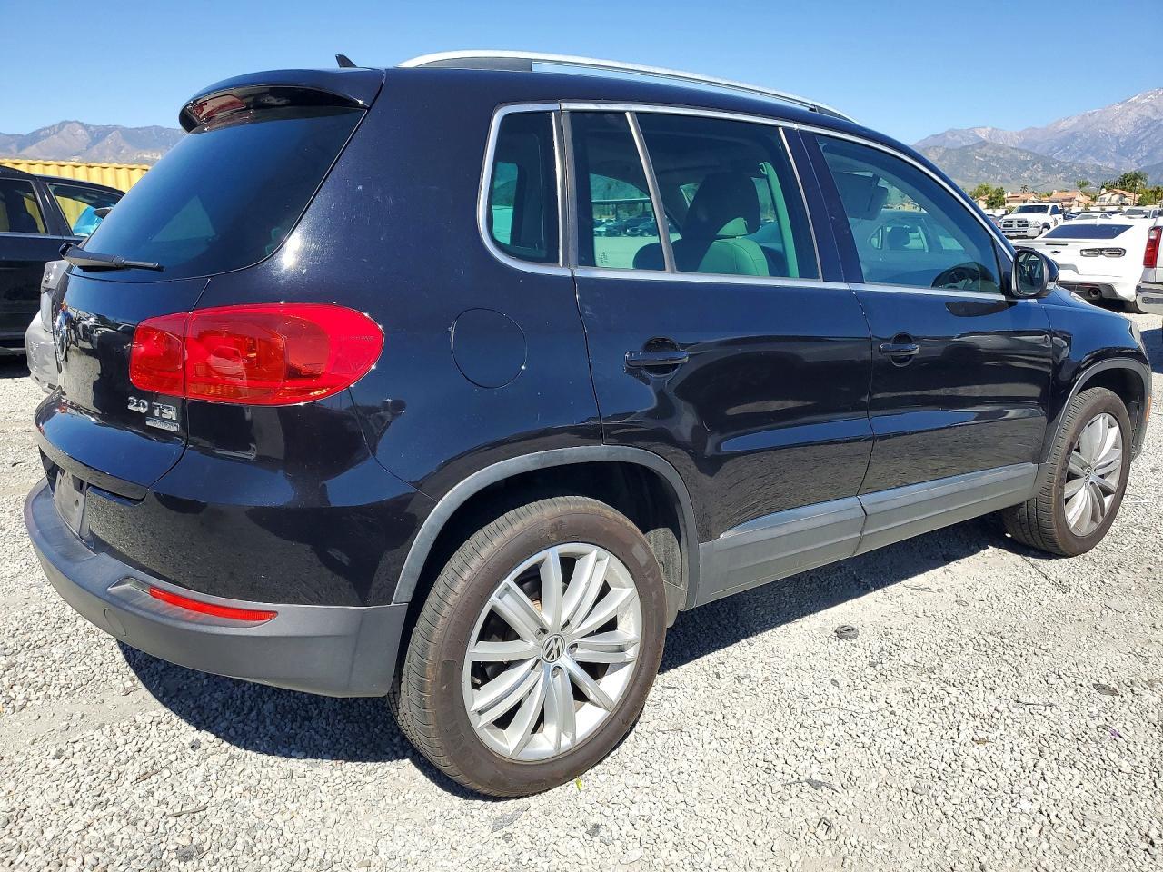 2012 Volkswagen Tiguan s