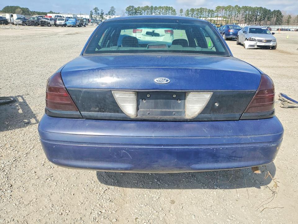 2004 Ford Crown Victoria Police Interceptor