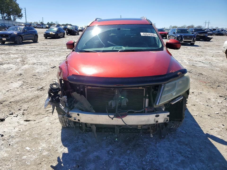 2014 Nissan Pathfinder s