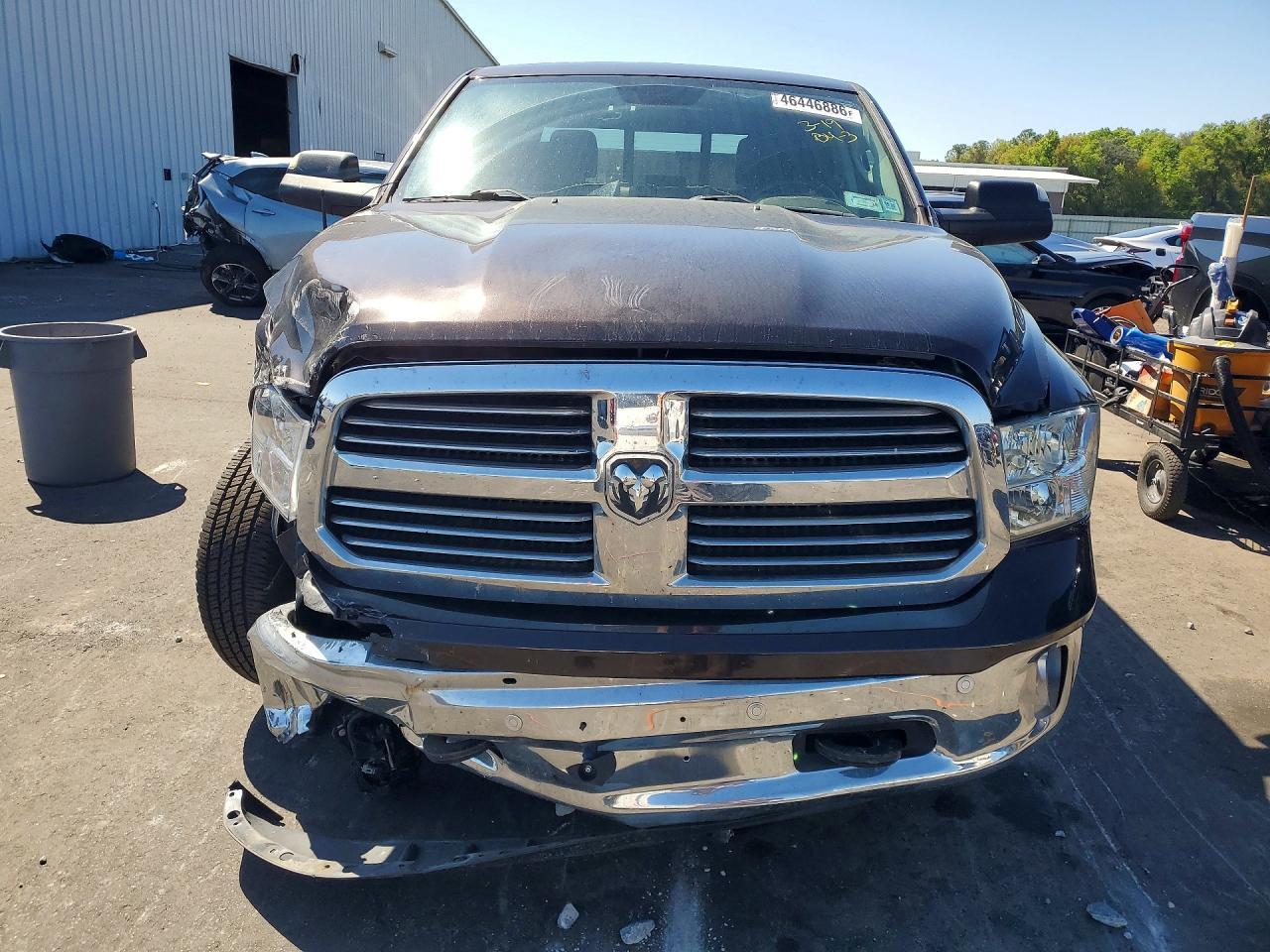 2016 Dodge RAM 1500 SLT