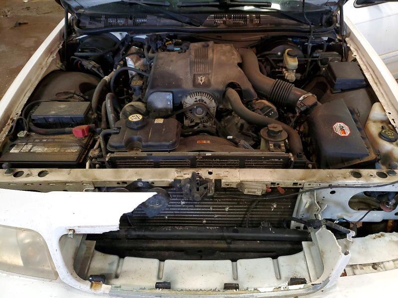 2003 Ford Crown Victoria lx