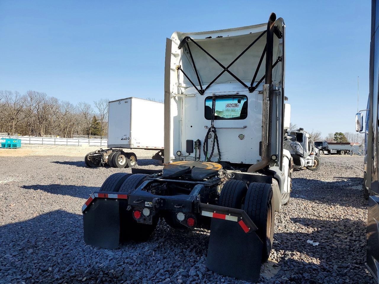 2018 Peterbilt 579 Semi Truck