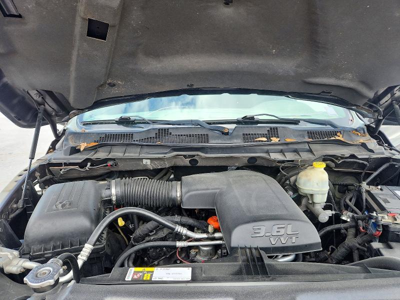 2015 Dodge Ram 1500 slt