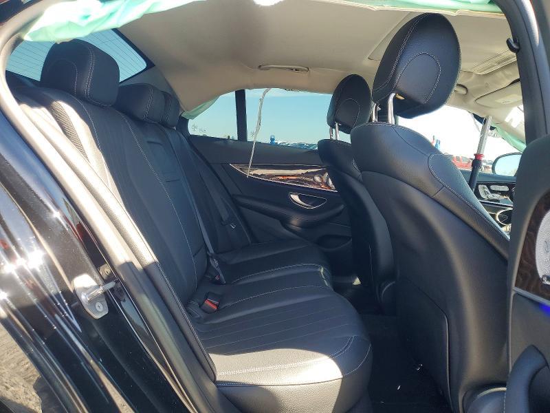 2017 Mercedes-Benz E 300