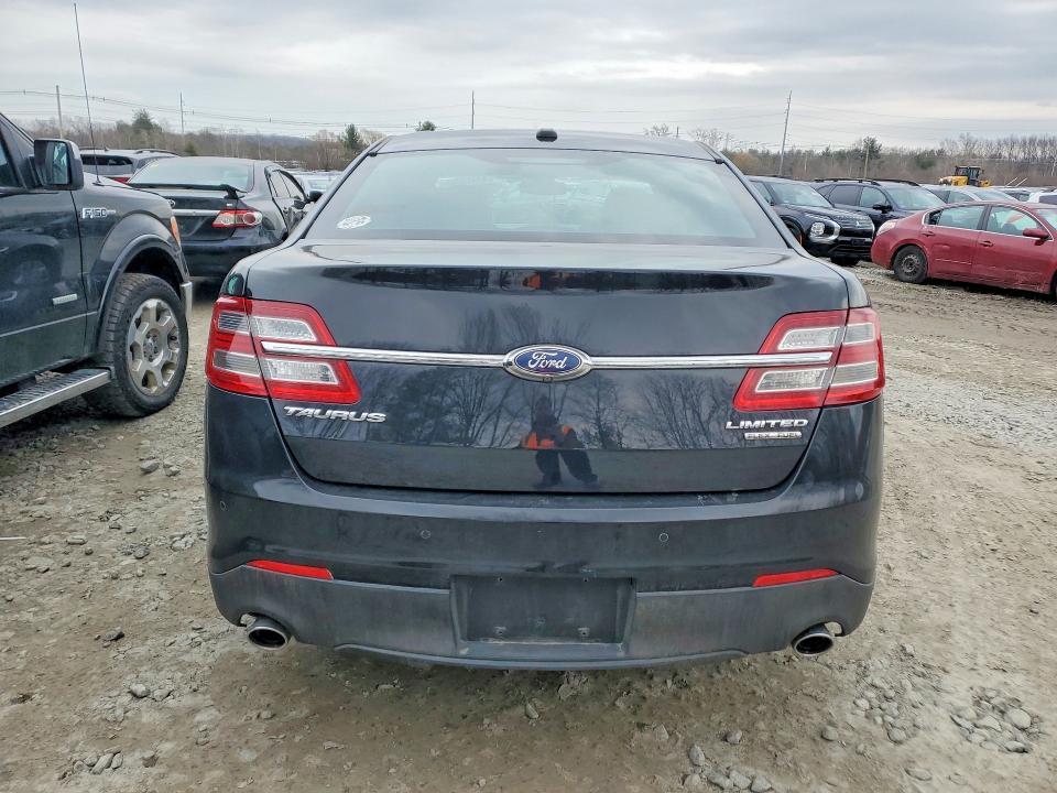 2019 Ford Taurus Limited
