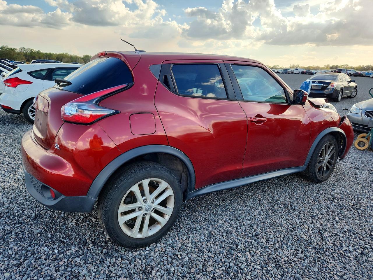 2015 Nissan Juke sl