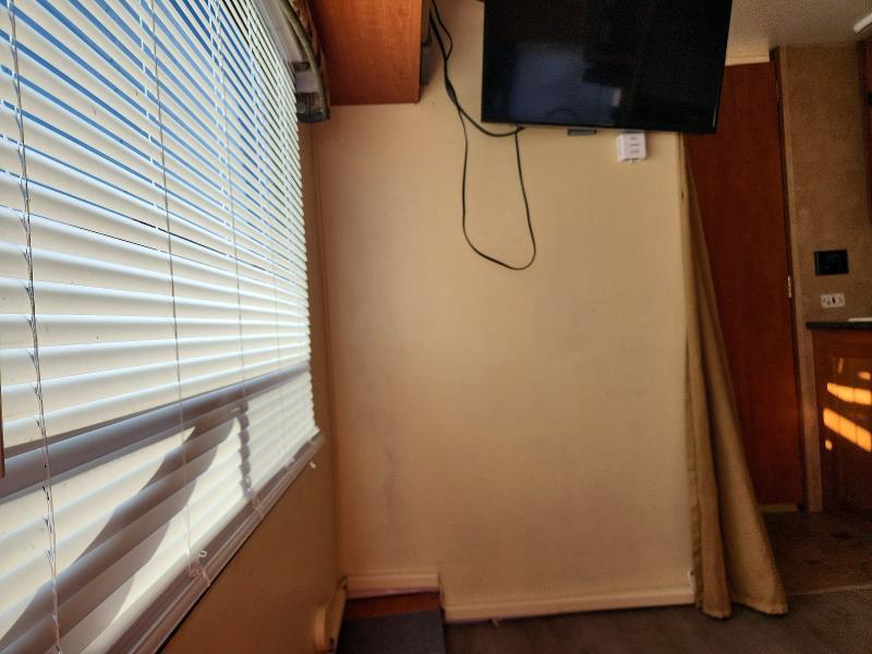 2012 R-Vision Silver Creek Camper